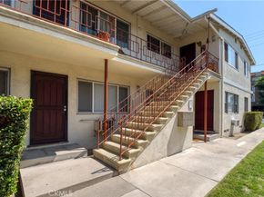 6731 Whitsett Avenue, North Hollywood CA 91606