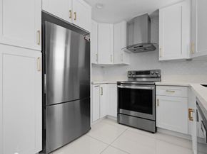 6333 College Grove Way 12103, San Diego CA 92115