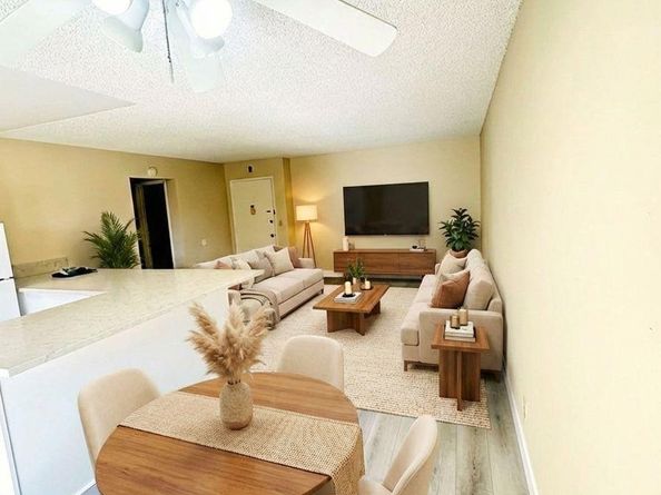 7838 Cowles Mountain Court C6, San Diego CA 92119