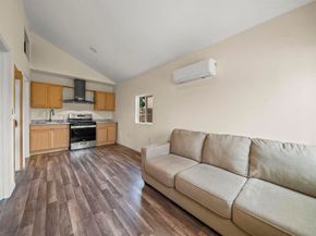 5262 cervantes Avenue, San Diego CA 92114