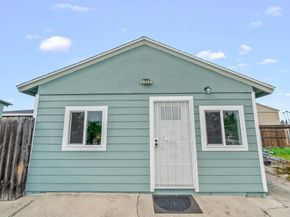 5262 cervantes Avenue, San Diego CA 92114