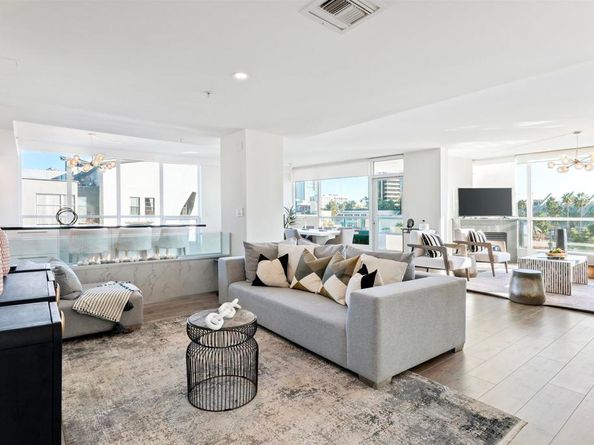 510 1st Ave 402, San Diego CA 92101