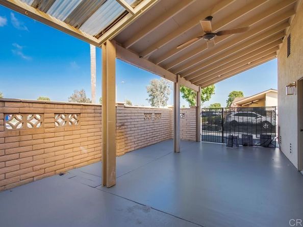 1025 Plover Way, Oceanside CA 92057