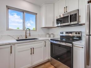 1025 Plover Way, Oceanside CA 92057