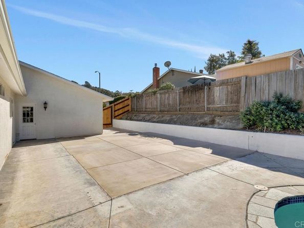 1074 Ellen Lane, El Cajon CA 92019