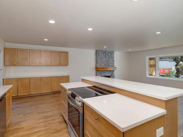 1074 Ellen Lane, El Cajon CA 92019