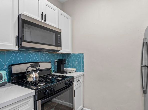 5 Hensley Street, San Diego CA 92102