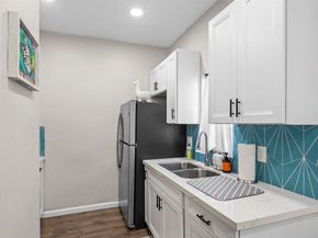 5 Hensley Street, San Diego CA 92102