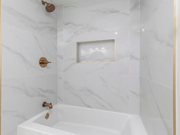 5166 Via Portola, Oceanside CA 92057