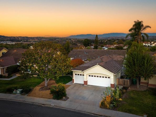 5166 Via Portola, Oceanside CA 92057