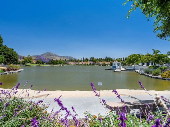 707 Eastshore Terrace 26, Chula Vista CA 91913