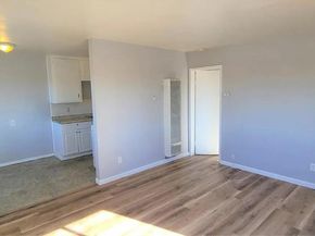 21 33 S 35th Street, San Diego CA 92113