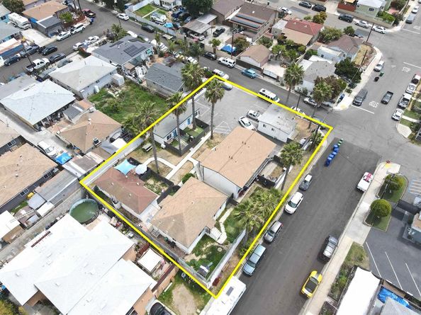 21 33 S 35th Street, San Diego CA 92113