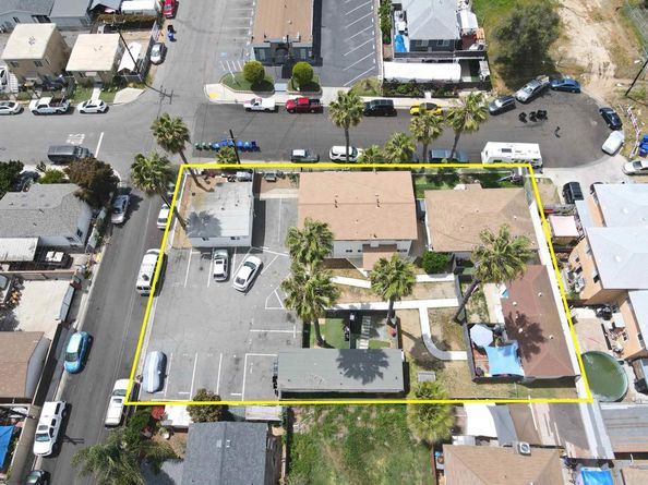 21 33 S 35th Street, San Diego CA 92113