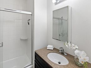 1021 Scott Street 130, Point Loma CA 92106