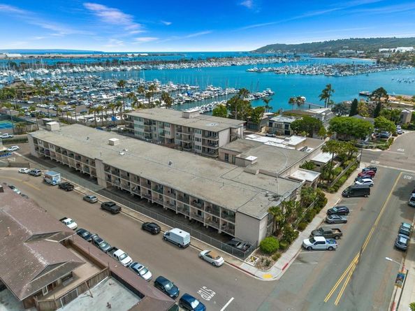 1021 Scott Street 130, Point Loma CA 92106