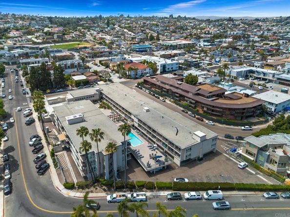 1021 Scott Street 130, Point Loma CA 92106