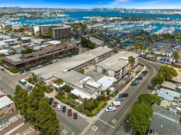 1021 Scott Street 130, Point Loma CA 92106