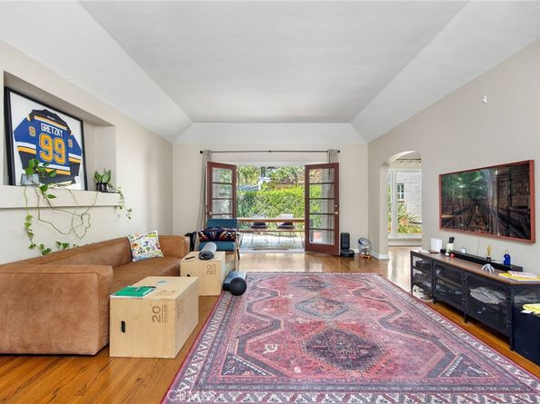249 Loma Avenue, Long Beach CA 90803