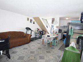 1001 E Grant F4, Santa Ana CA 92701
