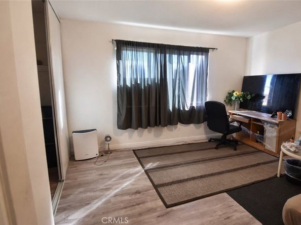 1001 E Grant F4, Santa Ana CA 92701