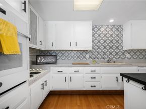 1564 Merion Way M-2 34J, Seal Beach CA 90740