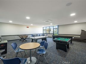1564 Merion Way M-2 34J, Seal Beach CA 90740