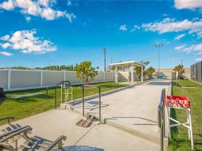1564 Merion Way M-2 34J, Seal Beach CA 90740