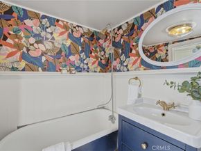 3327 Hollydale Dr., Atwater Village CA 90039