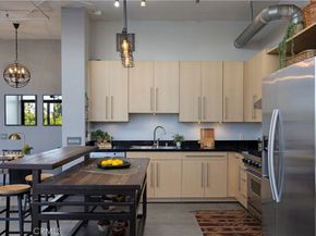 835 Locust Avenue 421, Long Beach CA 90813