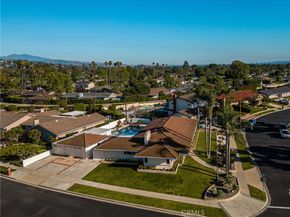 13614 Dall Lane, North Tustin CA 92705