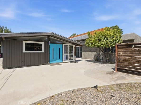 196 Santa Clara Drive, Vista CA 92083