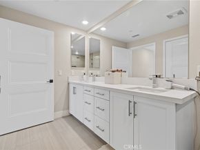 16289 Dawn Way 209, Tustin CA 92782