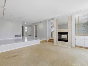 520 Lexington Court 103, Long Beach CA 90803