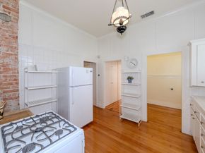 464 Kenoak Pl., Pomona CA 91768