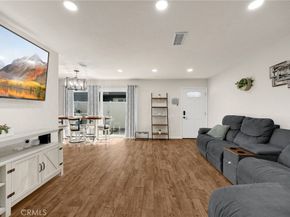 6537 Shady Gate 18, Yorba Linda CA 92886
