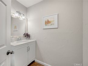 6537 Shady Gate 18, Yorba Linda CA 92886