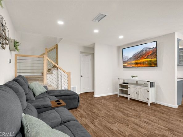 6537 Shady Gate 18, Yorba Linda CA 92886