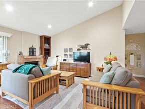 23902 Villena, Mission Viejo CA 92692