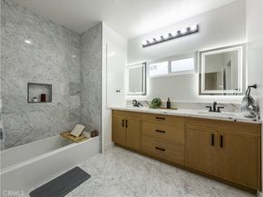 1944 Glendon 209, Los Angeles CA 90025