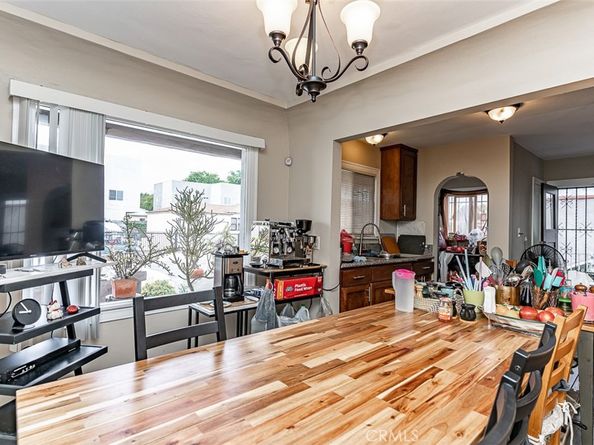 8462 S Denker Avenue, Los Angeles CA 90047