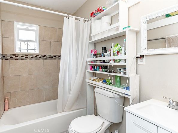 8462 S Denker Avenue, Los Angeles CA 90047