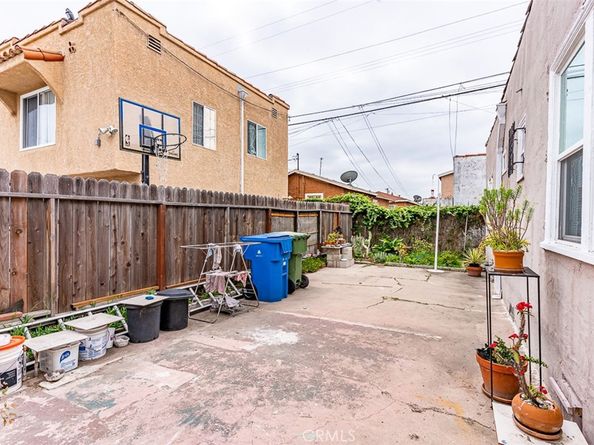 8462 S Denker Avenue, Los Angeles CA 90047
