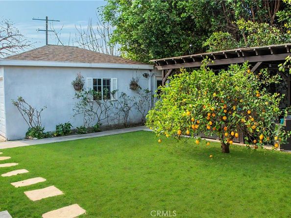 3691 S Norton Avenue, Los Angeles CA 90018