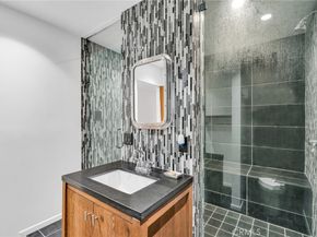 15 69th Place, Long Beach CA 90803