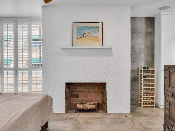 15 69th Place, Long Beach CA 90803