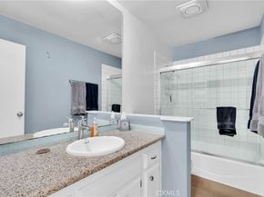 15 69th Place, Long Beach CA 90803