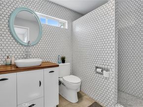 15 69th Place, Long Beach CA 90803