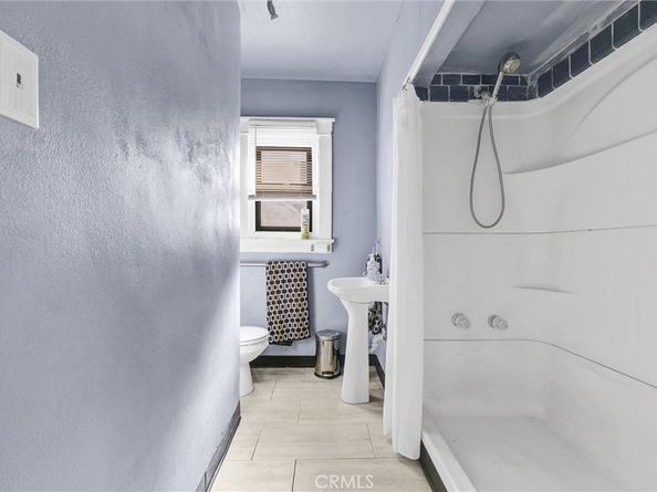 1143 S Grande Vista, Los Angeles CA 90023