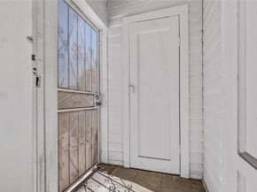 1143 S Grande Vista, Los Angeles CA 90023